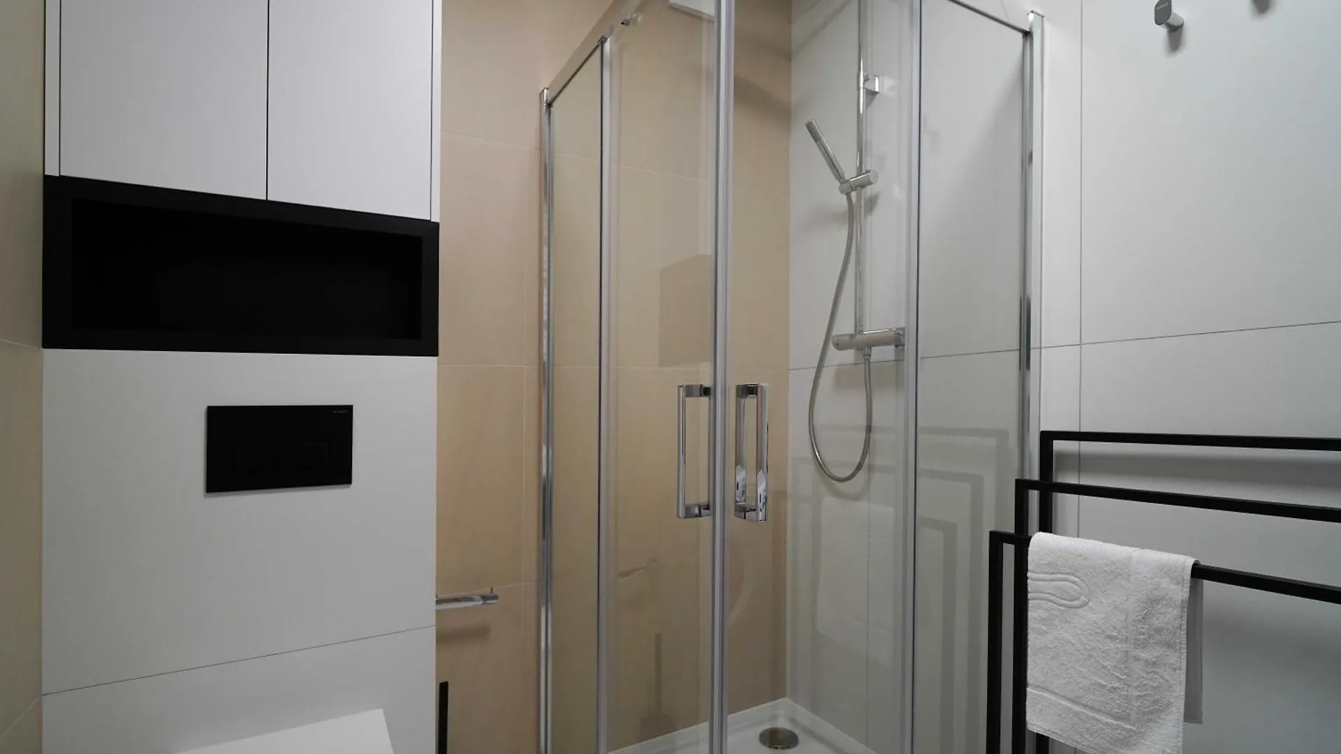 Lulu Apartments - City Break - Apartament Dwupokojowy W Centrum, Blisko Starowki Kolobrzeg